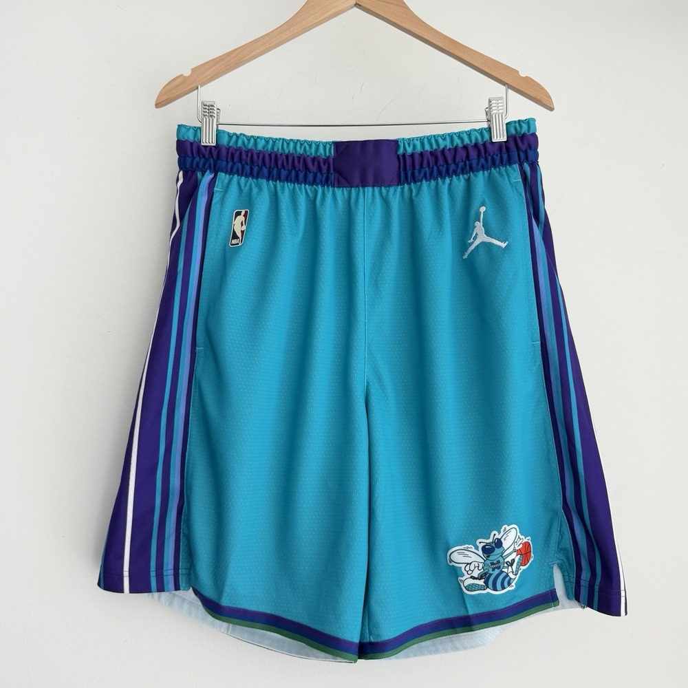 Jordan Charlotte Hornets Game Shorts 38 Large NBS Swingman Teal Hardwood Classic
